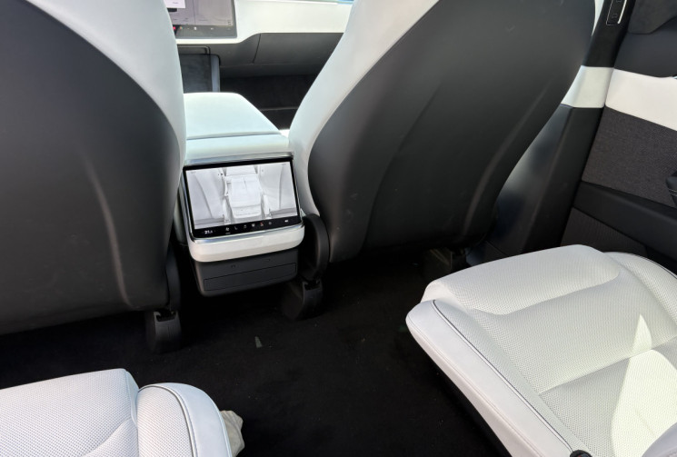 Tesla Model X PLAID  1020ch * jante turbine 22
