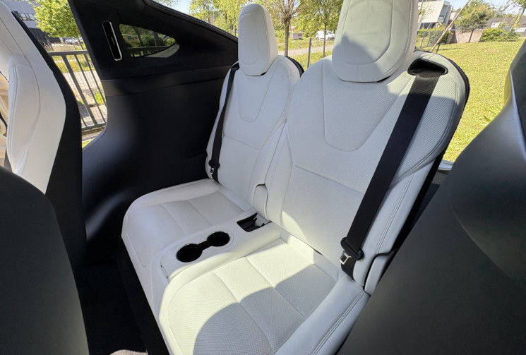 Tesla Model X PLAID  1020ch * jante turbine 22