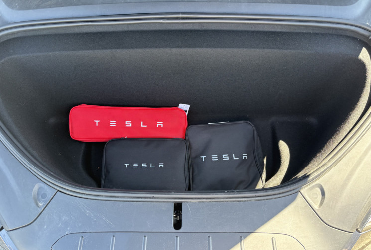 Tesla Model X PLAID  1020ch * jante turbine 22