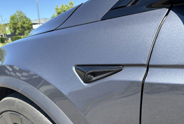 Tesla Model X PLAID  1020ch * jante turbine 22