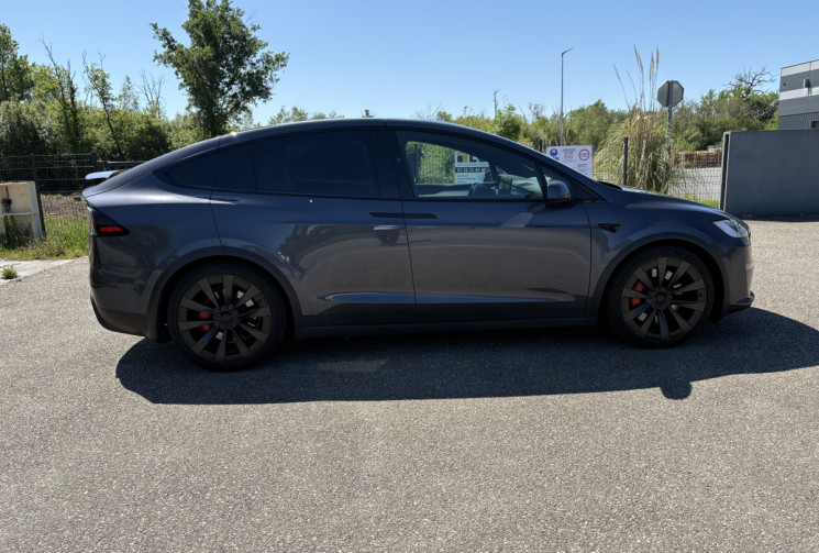 Tesla Model X PLAID  1020ch * jante turbine 22