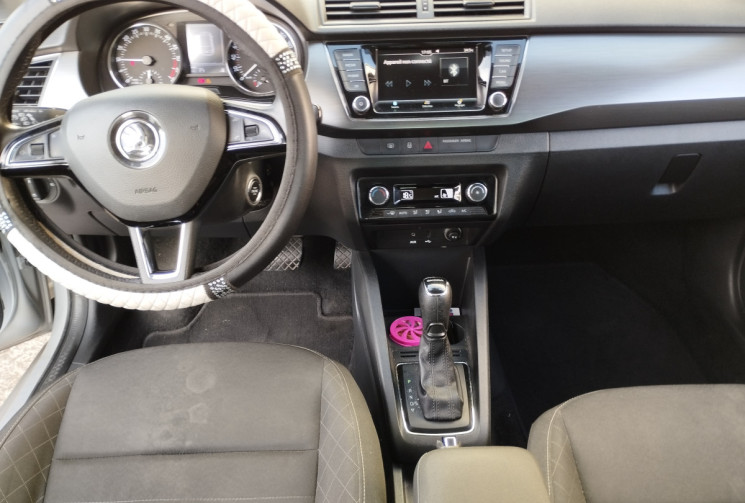 Skoda Fabia 1.4 TDI  90 STYLE  BVA