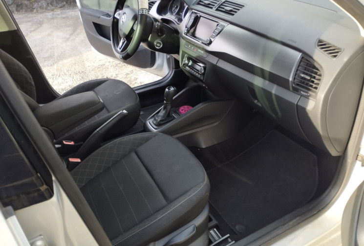 Skoda Fabia 1.4 TDI  90 STYLE  BVA