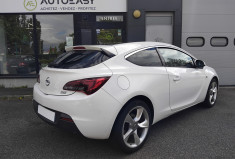 Opel Astra GTC 1.7 CDTI 130 CV