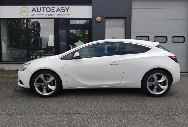 Opel Astra GTC 1.7 CDTI 130 CV
