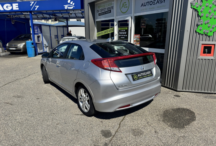 Honda Civic 2.2 150 i-DTEC Executive Navi