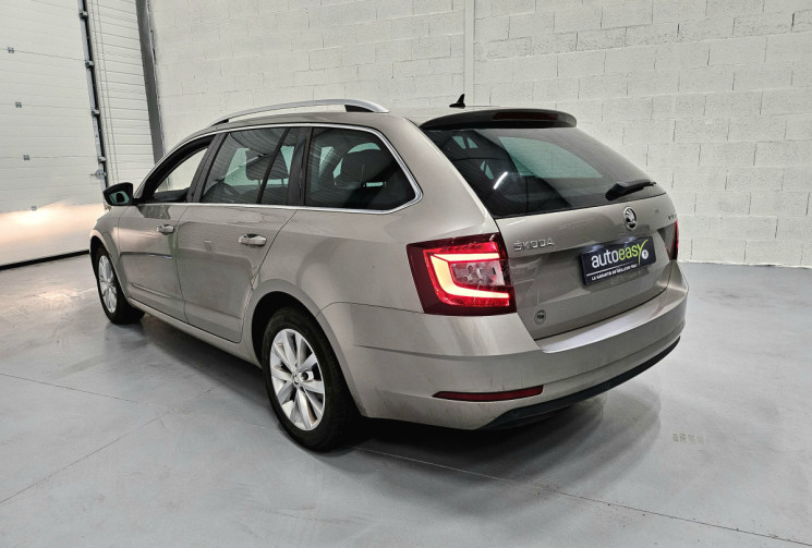 Skoda Octavia combi 1.6 tdi 116 cv business dsg7