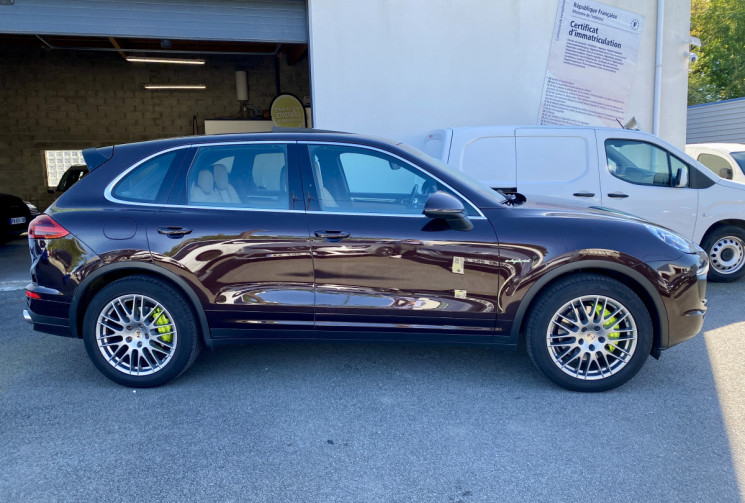 Porsche Cayenne 3.0 416CV S E-HYBRIDE PLATINIUM EDITION