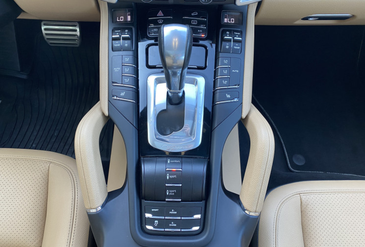 Porsche Cayenne 3.0 416CV S E-HYBRIDE PLATINIUM EDITION