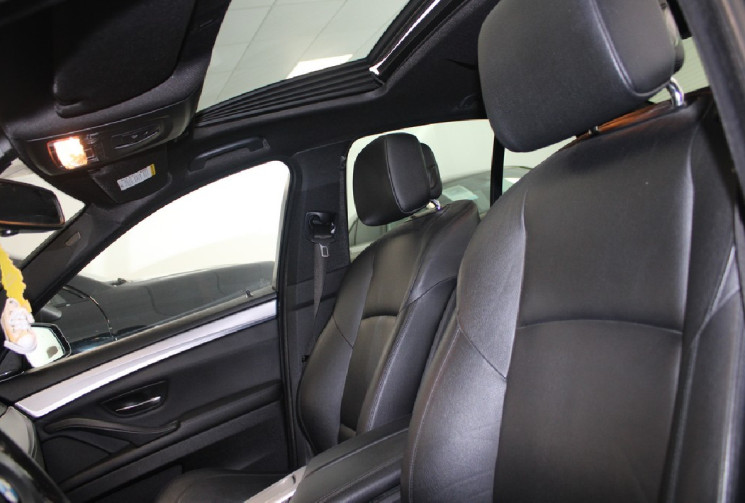 BMW Série 5 550 i x-drive 4.4 V8 pack M SPORT  TOIT OUVRANT POT AKRA 