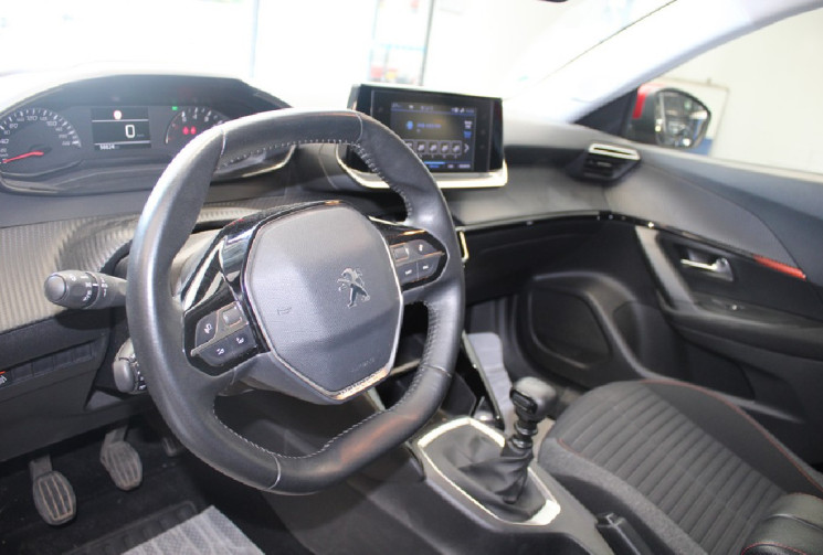 Peugeot 2008 100 CV BVM6 ACTIVE DISTRIBUTION FAITE EN 2025