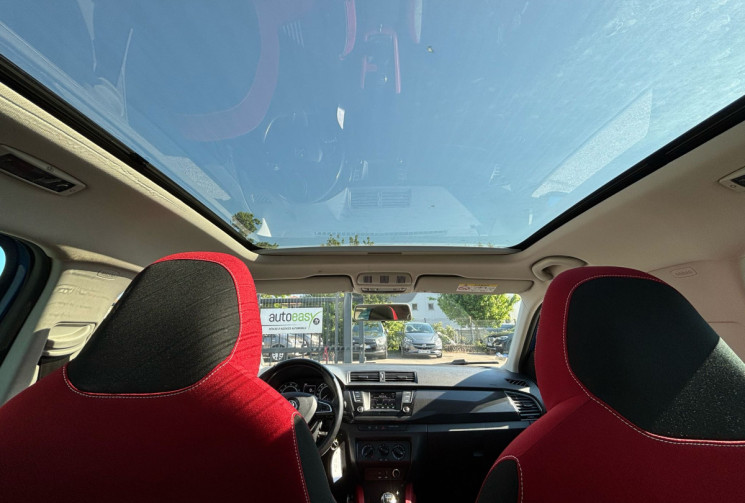 Skoda Fabia 1.2 TSI 90 ch / Monte Carlo / Toit panoramique