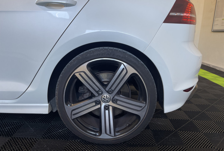 Volkswagen Golf VII R 2.0 TSI 300ch BlueMotion Technology 4Motion DSG6