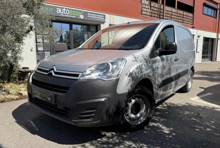 Citroën Berlingo Club L1 1.6 VTi 16V 98 cv / Chaîne de distribution / Clim / Faible kilométrage