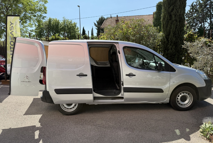 Citroën Berlingo Club L1 1.6 VTi 16V 98 cv / Chaîne de distribution / Clim / Faible kilométrage