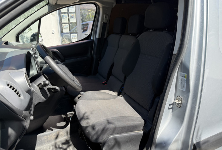 Citroën Berlingo Club L1 1.6 VTi 16V 98 cv / Chaîne de distribution / Clim / Faible kilométrage