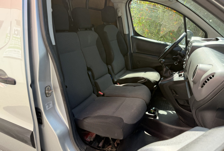 Citroën Berlingo Club L1 1.6 VTi 16V 98 cv / Chaîne de distribution / Clim / Faible kilométrage