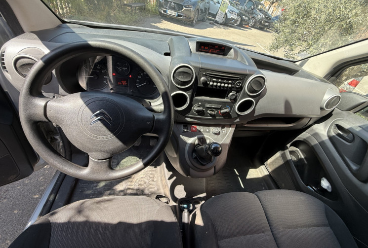 Citroën Berlingo Club L1 1.6 VTi 16V 98 cv / Chaîne de distribution / Clim / Faible kilométrage