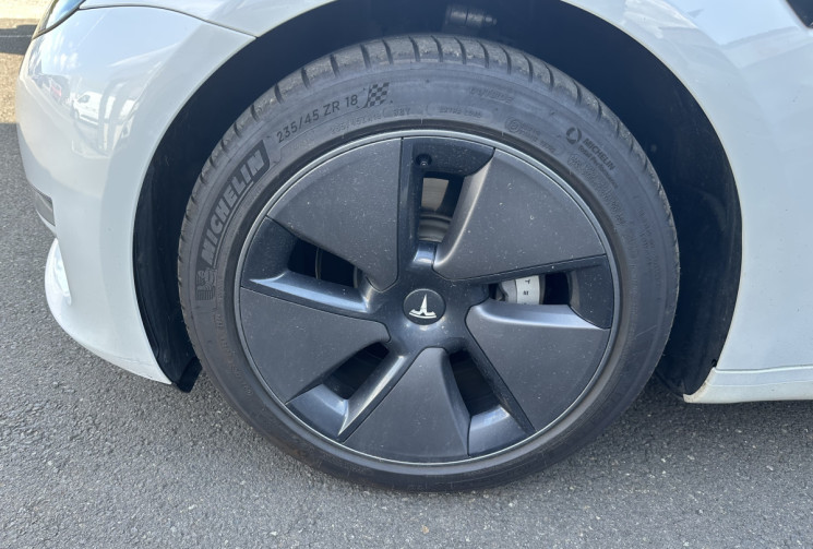 Tesla Model 3 LONG RANGE 75 KWH 620 KM ATTELAGE