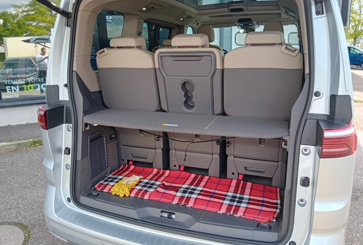 Volkswagen MULTIVAN 1.4 eHybrid 218ch Energetic Court DSG6