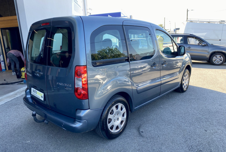 Peugeot Partner 1.6 HDI CONFORT 75 CV