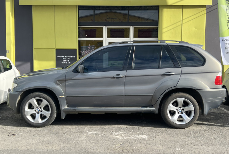 BMW X5 3.0D 218 cv // Première main // Très peu kilométré // Superbe état intérieur/extérieur