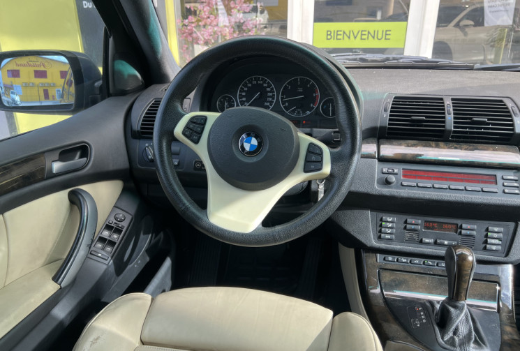BMW X5 3.0D 218 cv // Première main // Très peu kilométré // Superbe état intérieur/extérieur