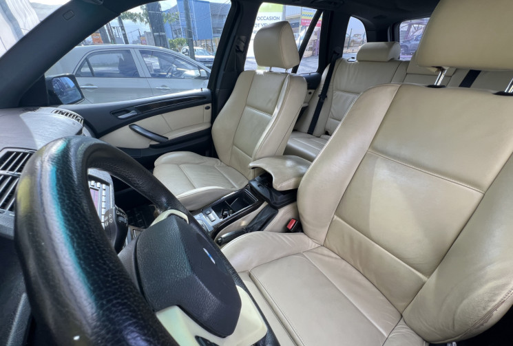 BMW X5 3.0D 218 cv // Première main // Très peu kilométré // Superbe état intérieur/extérieur