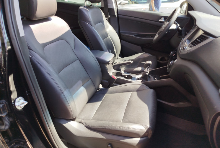 Hyundai Tucson III 2.0 CRDi 16V 2WD 136 cv / EXECUTIVE / SUIVI HYUNDAI