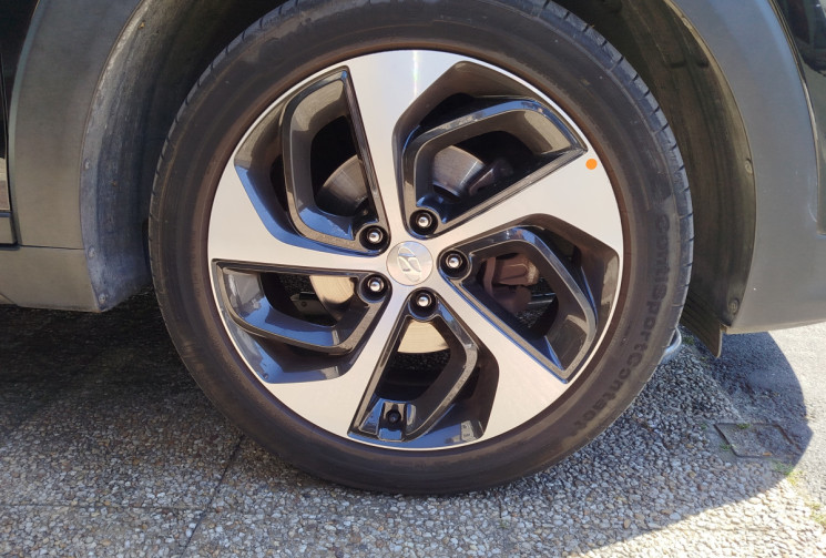 Hyundai Tucson III 2.0 CRDi 16V 2WD 136 cv / EXECUTIVE / SUIVI HYUNDAI