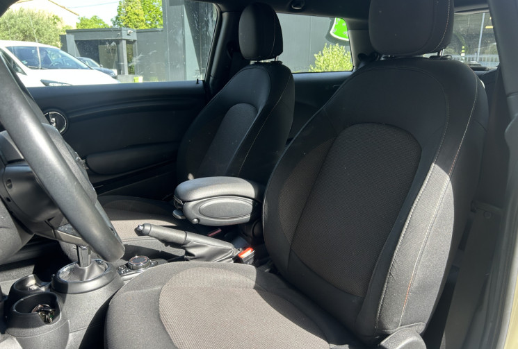 Mini Mini F56 COOPER D 116 / CHILI / GPS / CAR PLAY / CAMERA