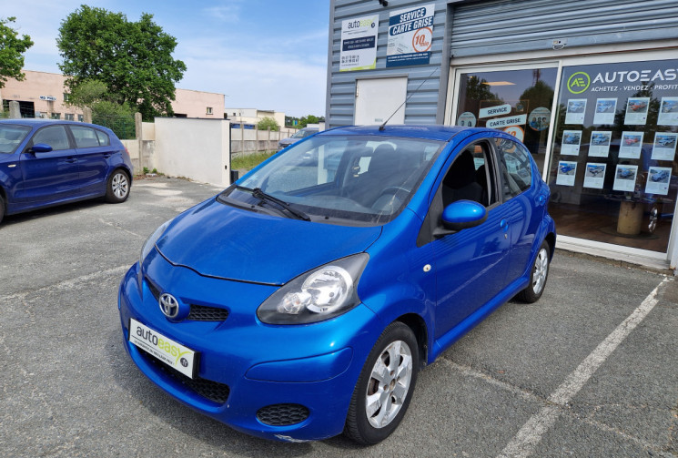 Toyota Aygo 1.0 VVT-i 68ch Les Bleus 5p