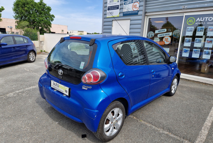 Toyota Aygo 1.0 VVT-i 68ch Les Bleus 5p