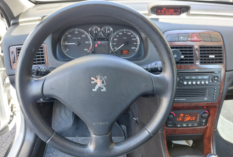 Peugeot 307 1.6 HDI 110 CH ALLURE 113000 KMS DISTRI OK