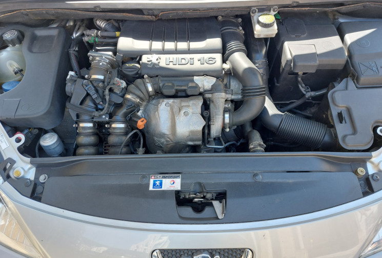 Peugeot 307 1.6 HDI 110 CH ALLURE 113000 KMS DISTRI OK