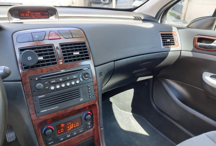 Peugeot 307 1.6 HDI 110 CH ALLURE 113000 KMS DISTRI OK