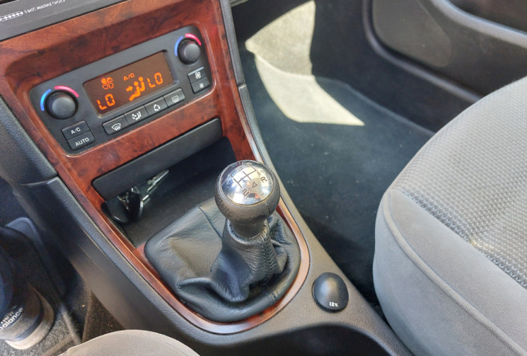 Peugeot 307 1.6 HDI 110 CH ALLURE 113000 KMS DISTRI OK