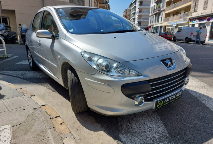 Peugeot 307 1.6 HDI 110 CH ALLURE 113000 KMS DISTRI OK