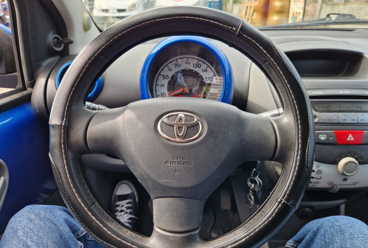 Toyota Aygo 1.0 VVT-i 68ch Les Bleus 5p