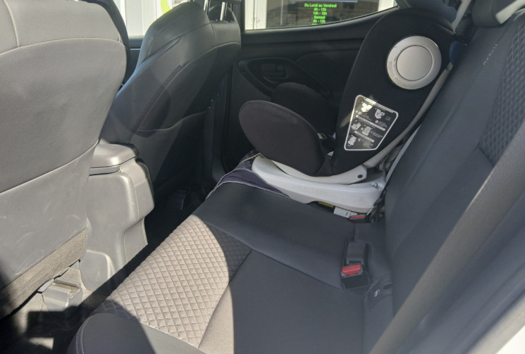 Toyota Yaris  Fab France 1.5 VVTI 12V 116 HSD Hybrid E-CVT COLLECTION