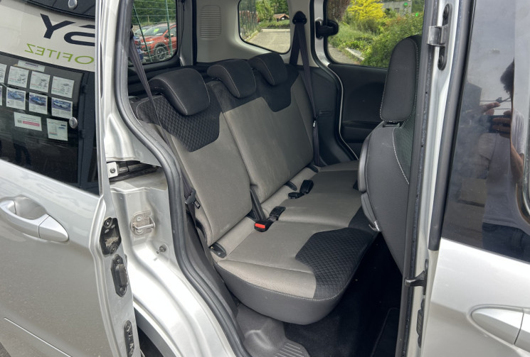 Ford Tourneo Courier Phase 2 1.5 TDCi 100 cv Titanium