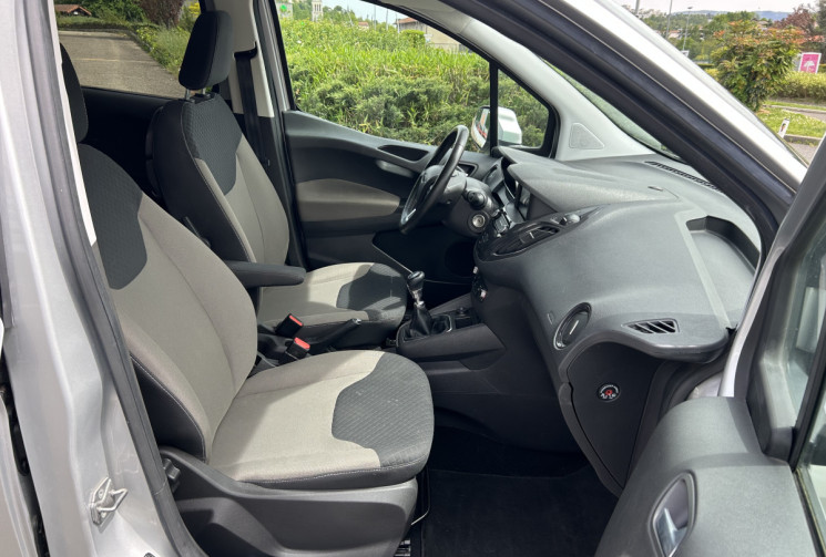 Ford Tourneo Courier Phase 2 1.5 TDCi 100 cv Titanium