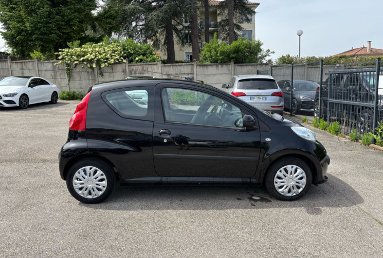 Peugeot 107 1.0 TRENDY 68 CH CLIM