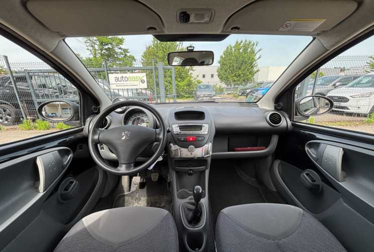 Peugeot 107 1.0 TRENDY 68 CH CLIM