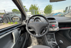 Peugeot 107 1.0 TRENDY 68 CH CLIM