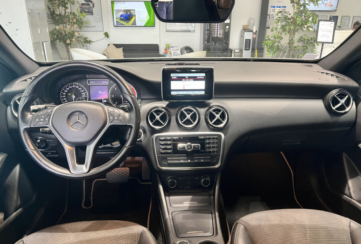 Mercedes Classe A 180 CDI 109 CH SUIVI MERCEDES / CAMERA