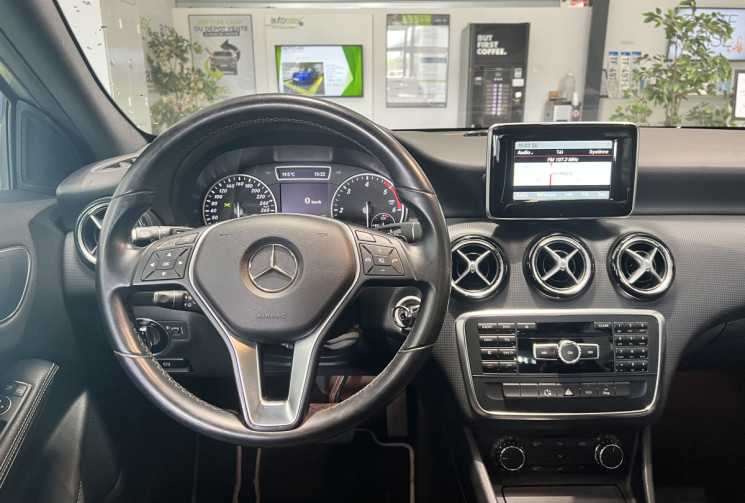 Mercedes Classe A 180 CDI 109 CH SUIVI MERCEDES / CAMERA