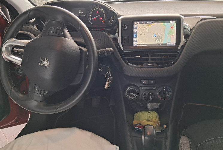 Peugeot 208 1.2 PureTech 82ch Style 5p-1ER MAIN-REVISEE-GARANTIE-