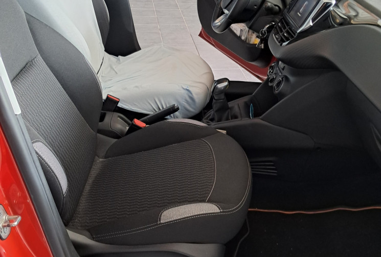 Peugeot 208 1.2 PureTech 82ch Style 5p-1ER MAIN-REVISEE-GARANTIE-