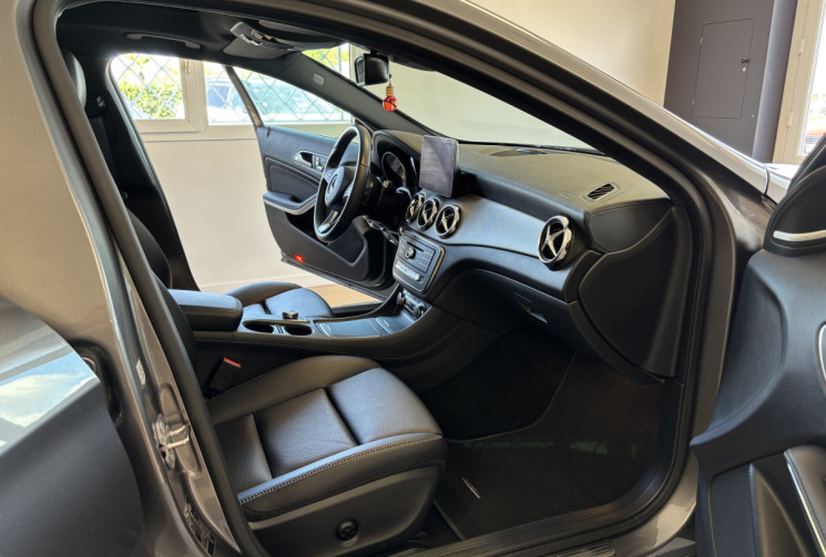 Mercedes GLA PHASE 2 200 1.6 7G-DCT 156 SENSATION / TOIT OUVRANT / HARMAN KARDON / SUIVI MERCEDES